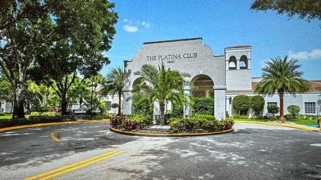 Photo - 5187 Europa Dr Unit A