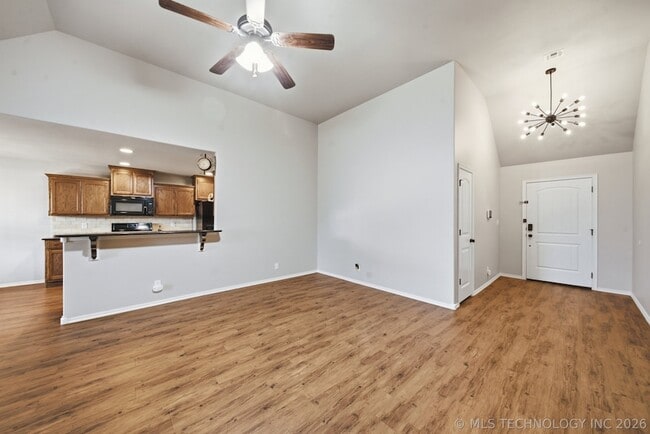 Photo - 13328 S 21st Pl