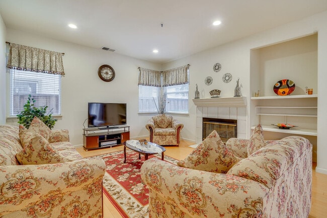 Photo - 27479 Green Wood Rd Unit SI ID1546495P