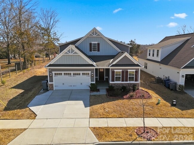 Building Photo - 6425 Cumberland Dr