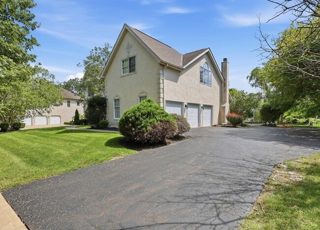 Photo - 4823 Vista Ridge Dr