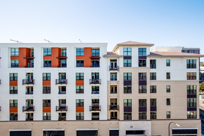 Photo - 299 Franklin St Unit FL4-ID2127