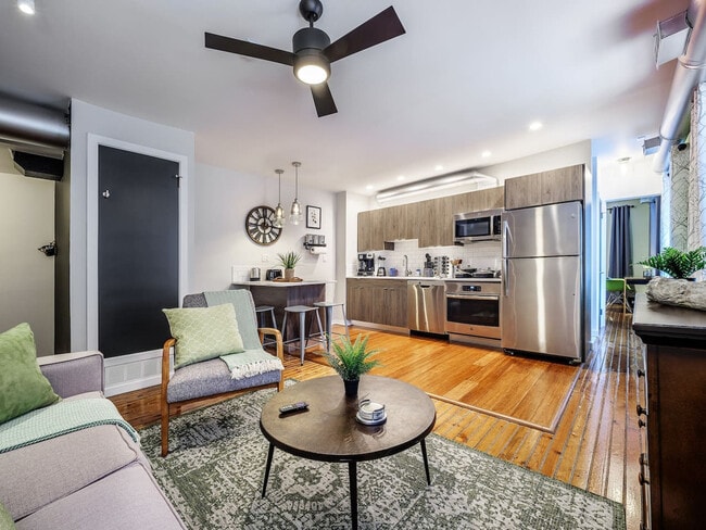 Photo - 219 Vine St Unit ID1289447P