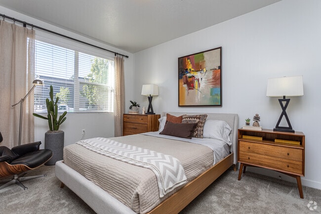 1BR, 1BA - Equator - Axio 8400