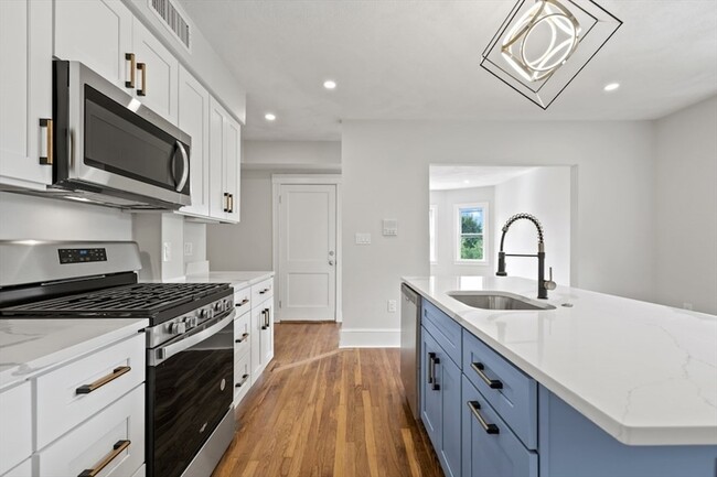 Photo - 580 Ashmont St Unit 2
