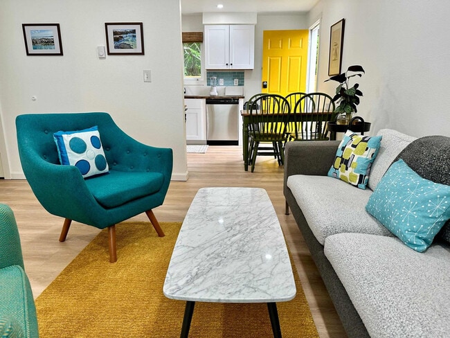 Photo - 2615 West St Unit ID1352417P