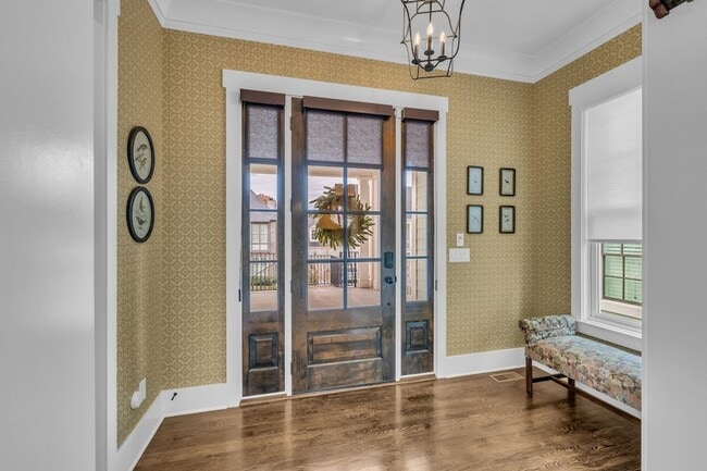 Photo - 5045 Kathryn Ave