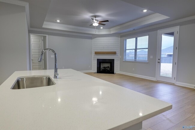 Photo - 102 Clift Crk Dr