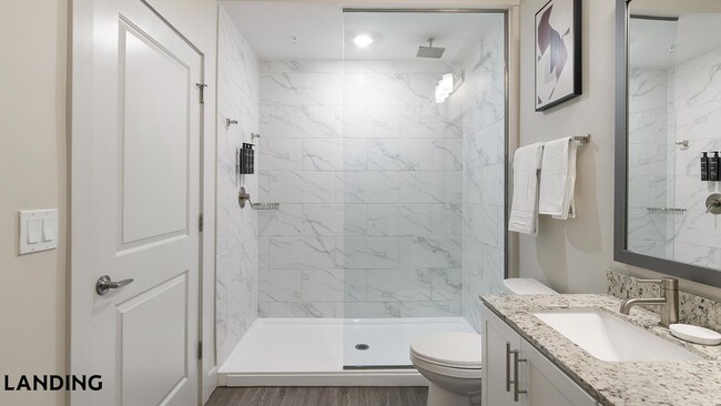 Photo - 5885 Lakehurst Dr Unit 1237