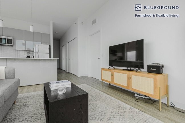 Photo - 808 W Van Buren St Unit FL12-ID540