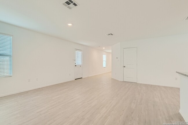 Photo - 7262 Plow Run