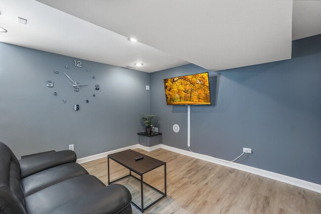 Building Photo - 5305 N Harlem Ave Unit SI ID1296506P