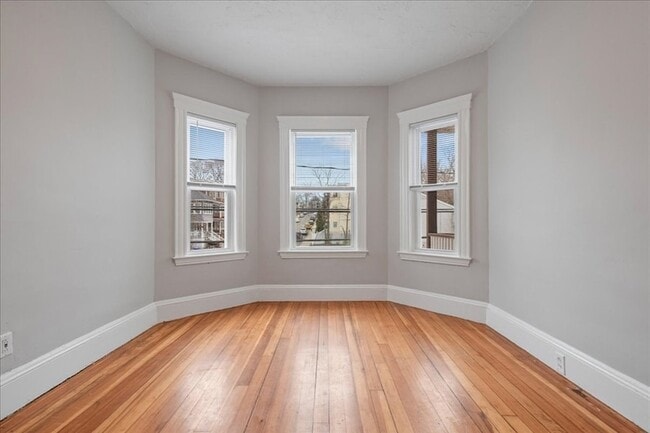 Photo - 99 Capen St Unit 2
