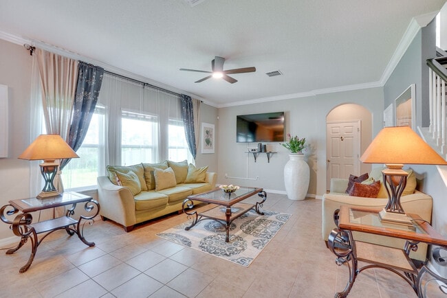 Building Photo - 14822 Fells Ln Unit SI ID1546134P