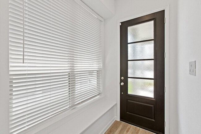 Photo - 4131 Balboa Dr