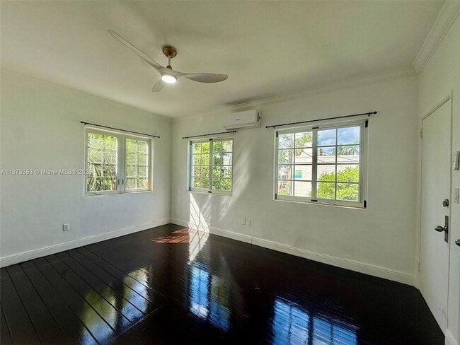 Photo - 1619 Meridian Ave Unit 3