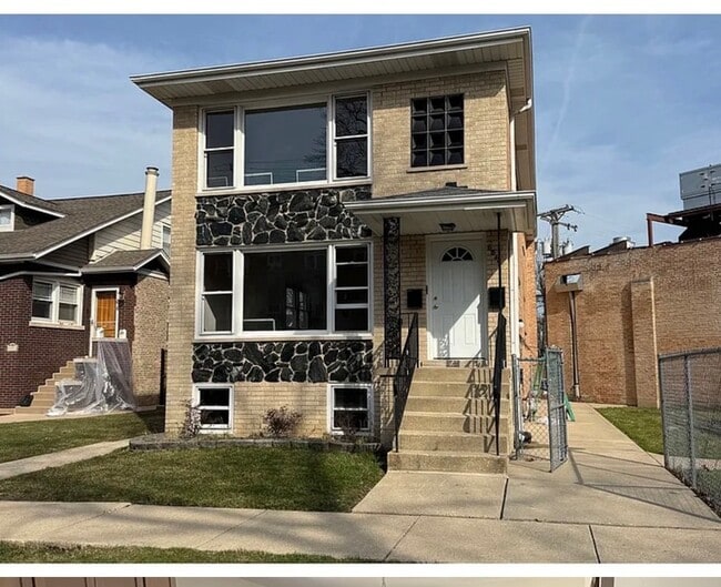 Building Photo - 6849 N Overhill Ave
