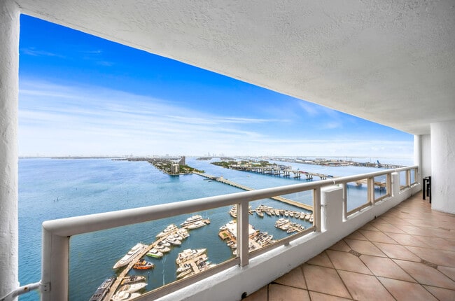 Photo - 1717 N Bayshore Dr Unit ID1054080P