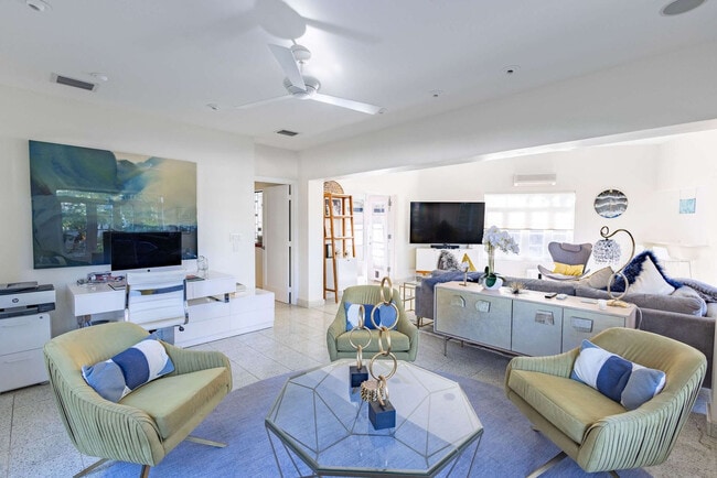 Photo - 2026 Seidenberg Ave Unit ID1297830P