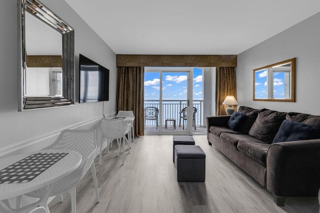 Building Photo - 2000 N Ocean Blvd Unit ID1268070P