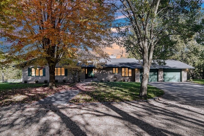 Building Photo - 6271 N 525 W