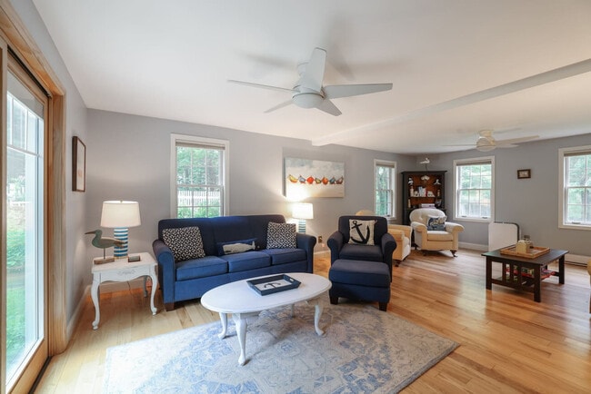 Building Photo - 1 Caly Hollow Rd Unit SI FL2-ID1532194P