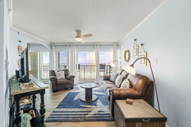 Photo - 401 11th Ave S Unit SI FL4-ID1578583P