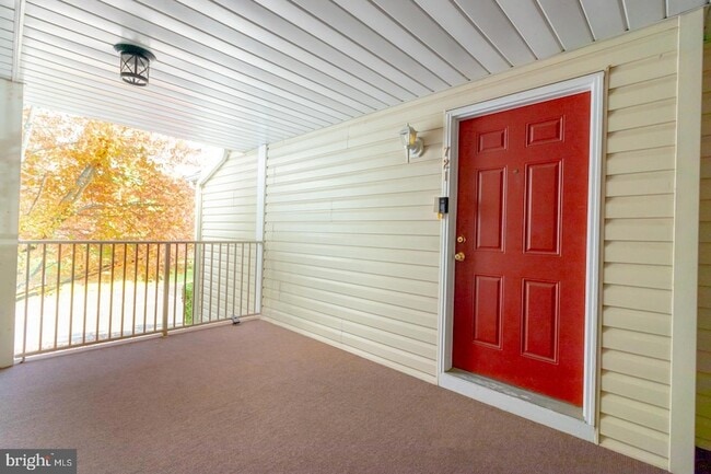 Photo - 721 Walden Cir