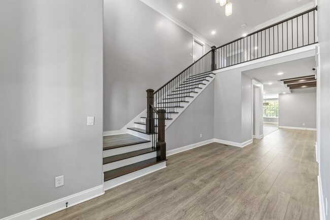 Photo - 601 Joyce Ave