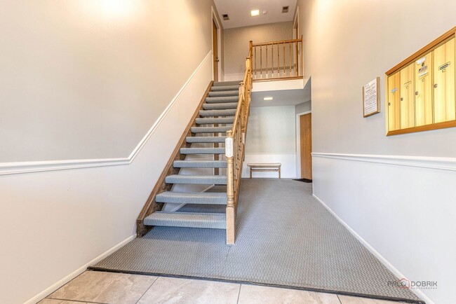 Photo - 203 Blossom Ct