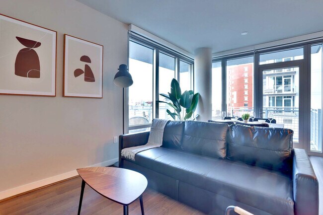 Photo - 1122 N Hudson St Unit FL4-ID1022548P