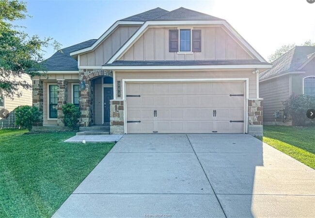 Building Photo - 244 Fieldstone Pl