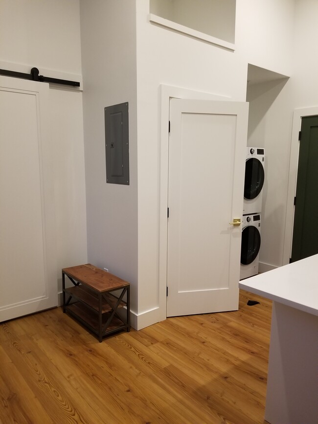 Photo - 35 Laurel Ave