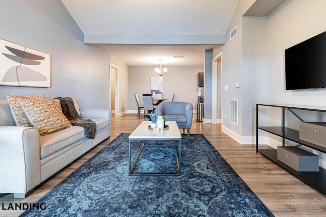 Photo - 305 Laredo Dr Unit 5-304