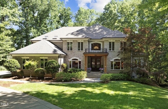 Building Photo - 6016 Glenthorne Dr