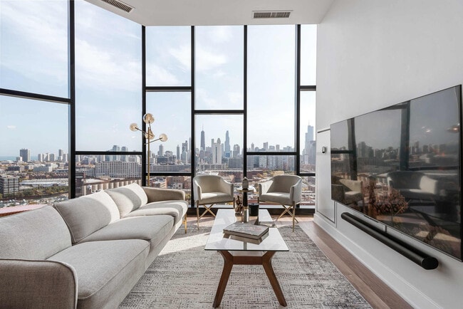 Building Photo - 730 N Milwaukee Ave Unit ID1029596P