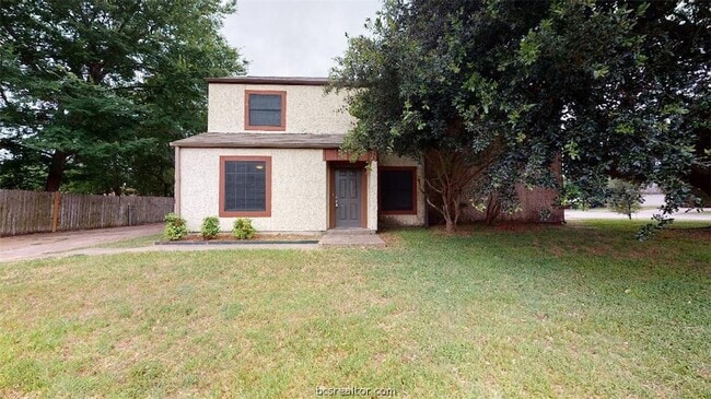 Building Photo - 1326 Airline Dr