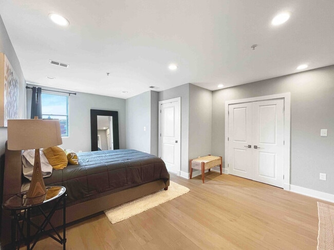 Photo - 1107 Rhode Island Ave NW Unit SI ID1573088P