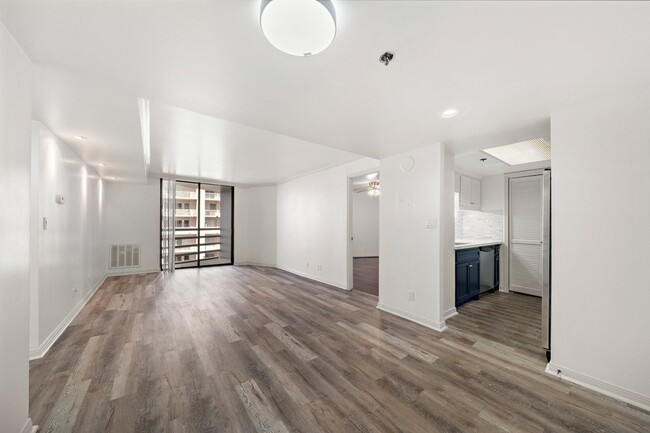 Photo - 3525 Sage Rd Unit 613