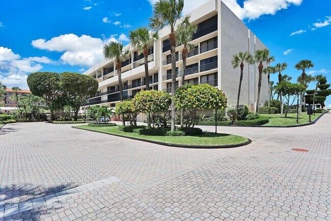 Photo - 2727 N Ocean Blvd Unit A202