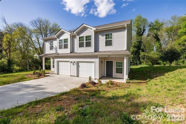 Photo - 1419 Amhurst St