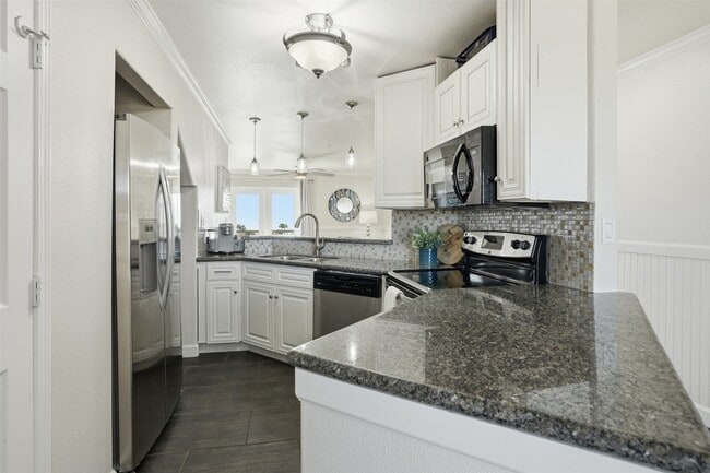Photo - 9520 Seawall Blvd Unit 353