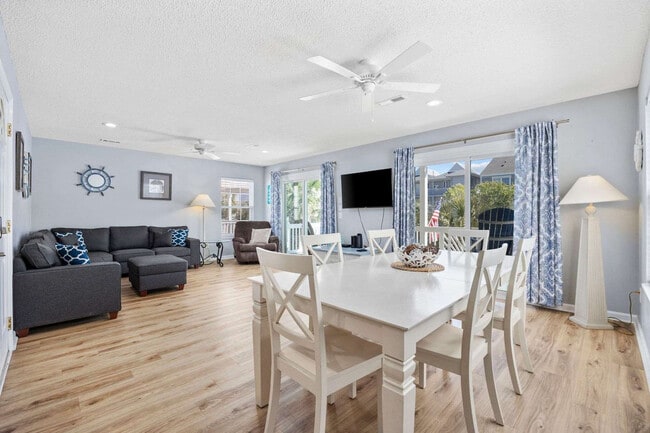 Photo - 111B S Yaupon Dr Unit ID1308937P