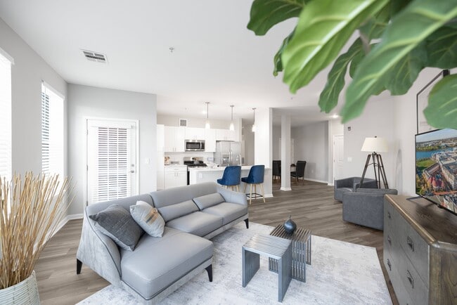 Building Photo - Harbor Pointe