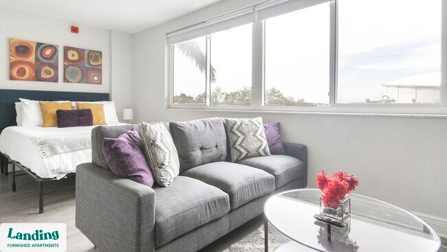 Photo - 305 Dr. M.L.K. Jr St S Unit 241.1403558