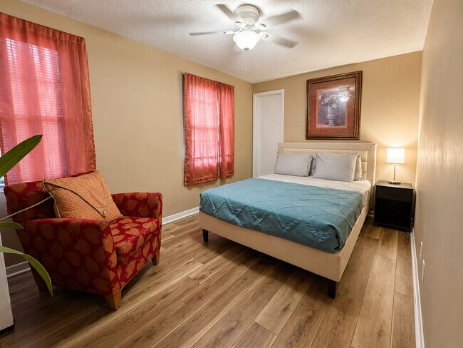 Photo - 2300 N Patterson St Unit SI FL2-ID1628675P
