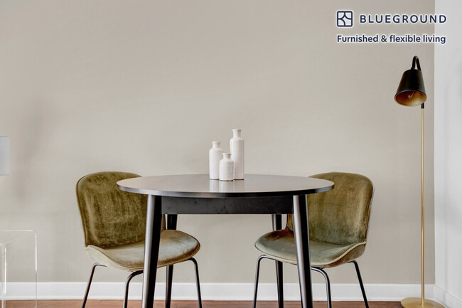 Photo - 4918 St Elmo Ave Unit FL9-ID337