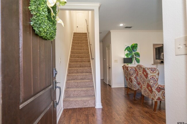 Photo - 5128 Koberlin Street