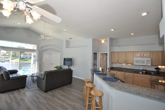 Photo - 16 Cedarwood Ct Unit ID1261605P