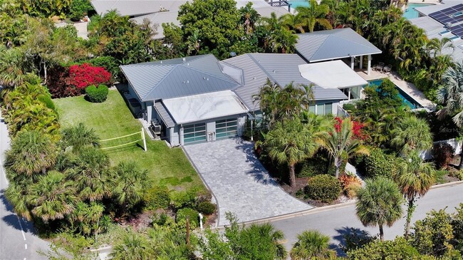 Photo - 425 McKinley Dr